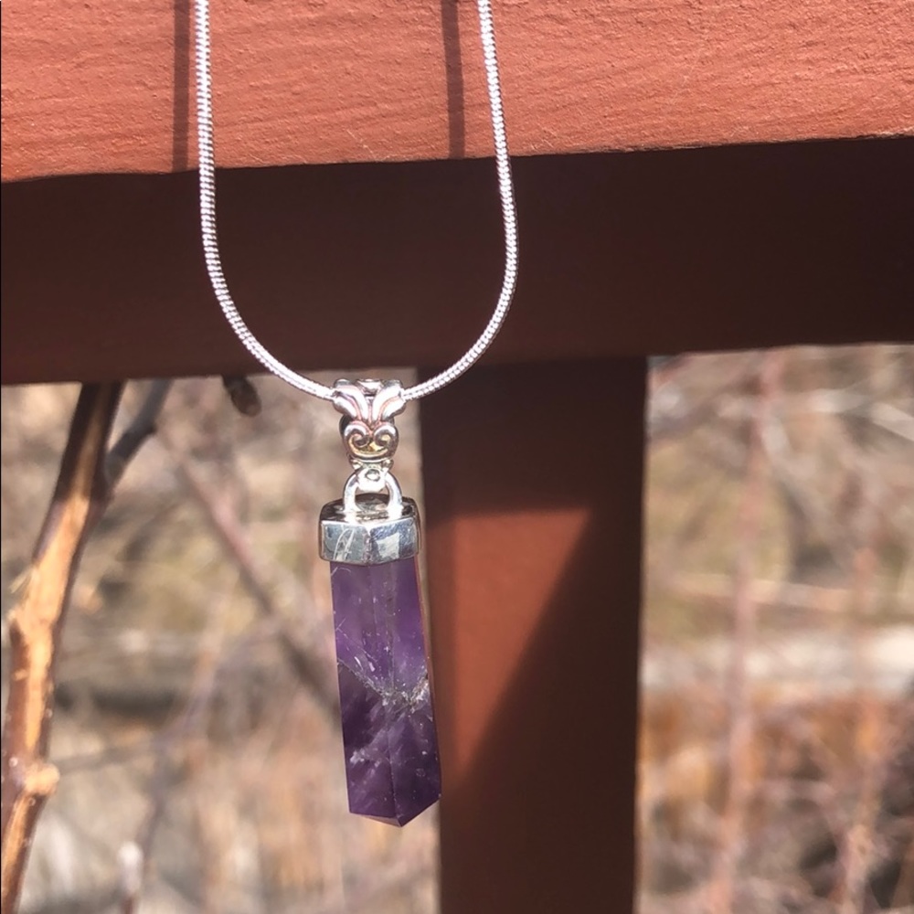 BOUTIQUE AMETHYST POINT 925 STERLING SILVER PENDAN